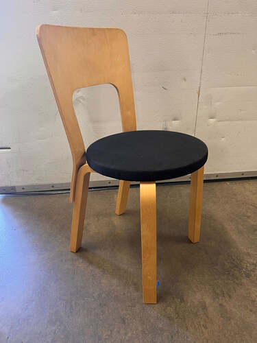 66 Chair - Thumbnail 2