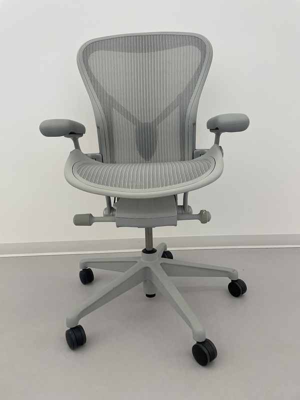 Aeron Task Chair, Size B - Thumbnail 5