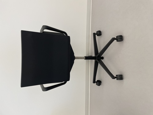 .04 Conference Chair Type 1 - Thumbnail 4