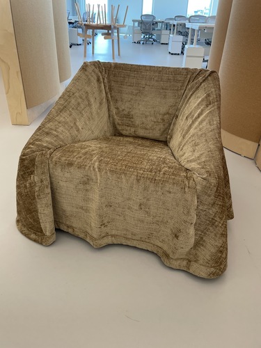 Mantilla Armchair - Thumbnail 2