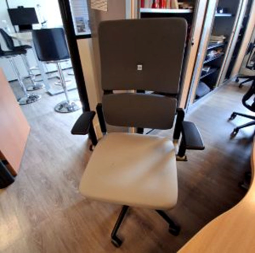 Please Task Chair - Thumbnail 2