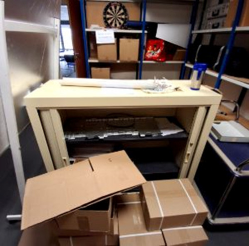 Lab Table - Thumbnail 2