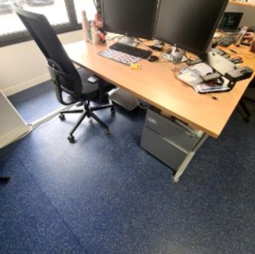 Sit-stand Table - Thumbnail 3
