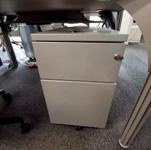 Mobile Pedestal - Thumbnail 2