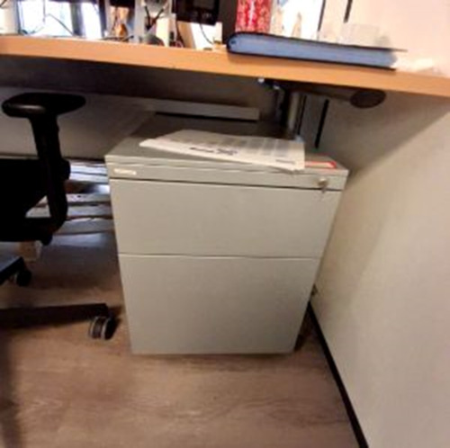 Mobile Pedestal - Thumbnail 2