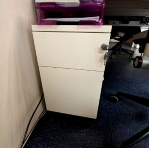 Mobile Pedestal - Thumbnail 2
