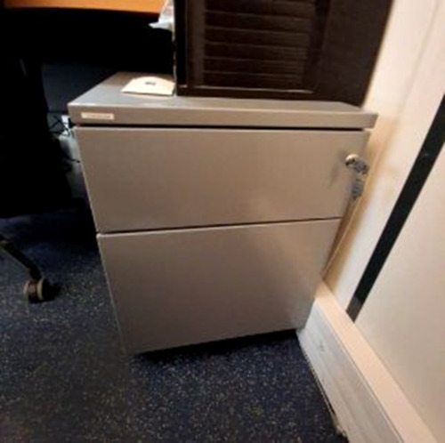 Mobile Pedestal - Thumbnail 2
