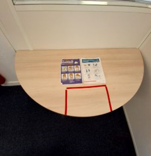Half Round Work Table - Thumbnail 3