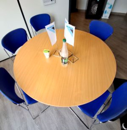 Round Table - Thumbnail 3