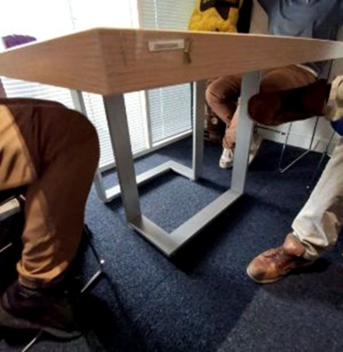 Meeting Table - Thumbnail 2