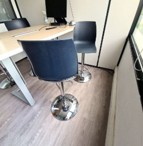 Conference Stool - Thumbnail 3