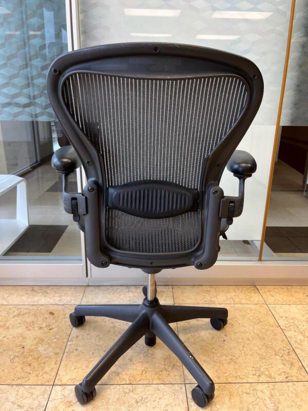 Aeron Task Chair - Thumbnail 3