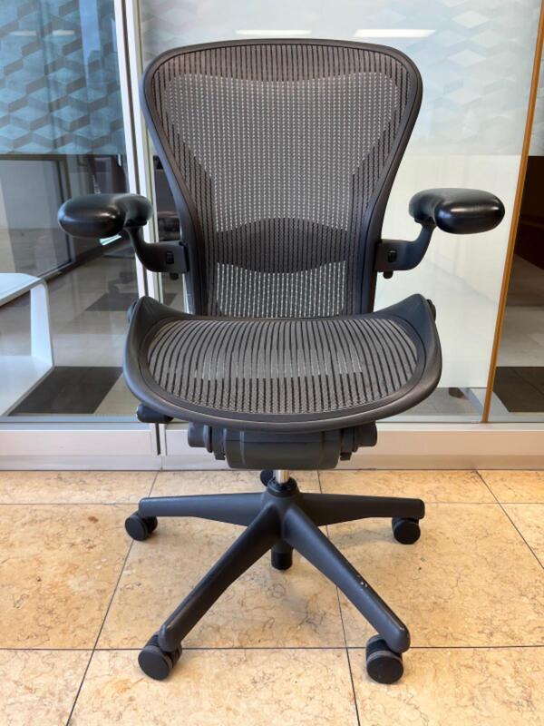 Aeron Task Chair - Thumbnail 2