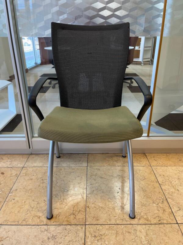 X99 Side Chair - Thumbnail 2