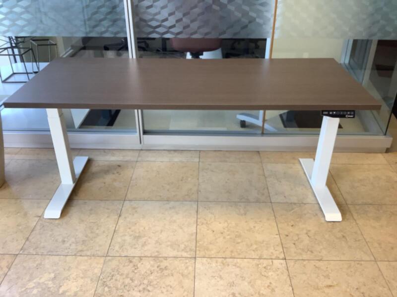 Height Adjustable Table - Thumbnail 2
