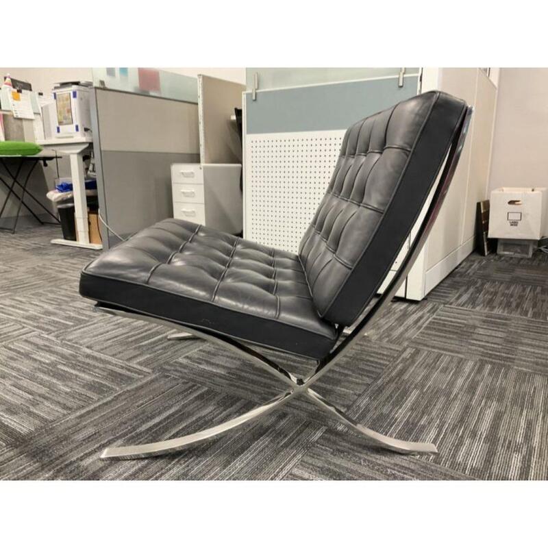 Barcelona Chair - Thumbnail 4