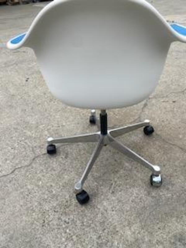 Eames Upholstered Molded Plastic Task Armchair - Thumbnail 2