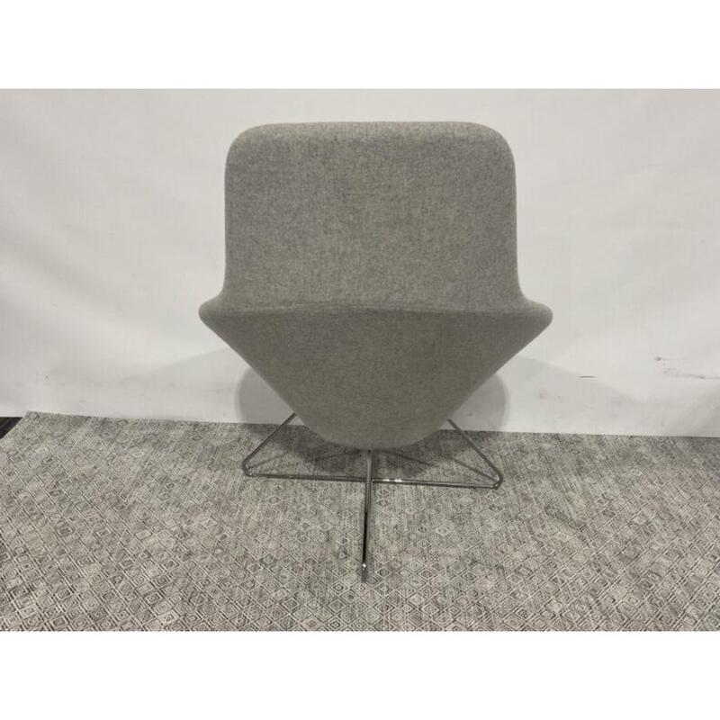 Conic Lounge Chair - Thumbnail 5