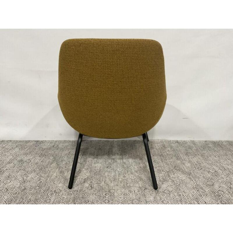Lounge Chair - Thumbnail 5