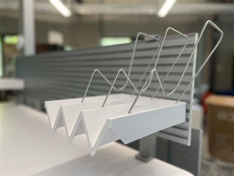 AirTouch Height-Adjustable Table - Thumbnail 7