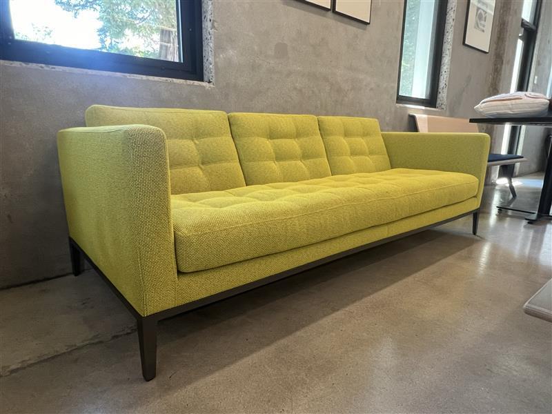 AC Lounge Sofa - Thumbnail 2