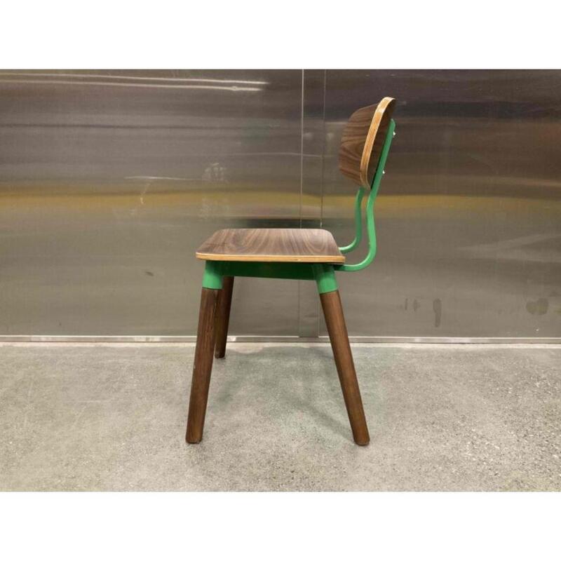 Public Chair - Thumbnail 3