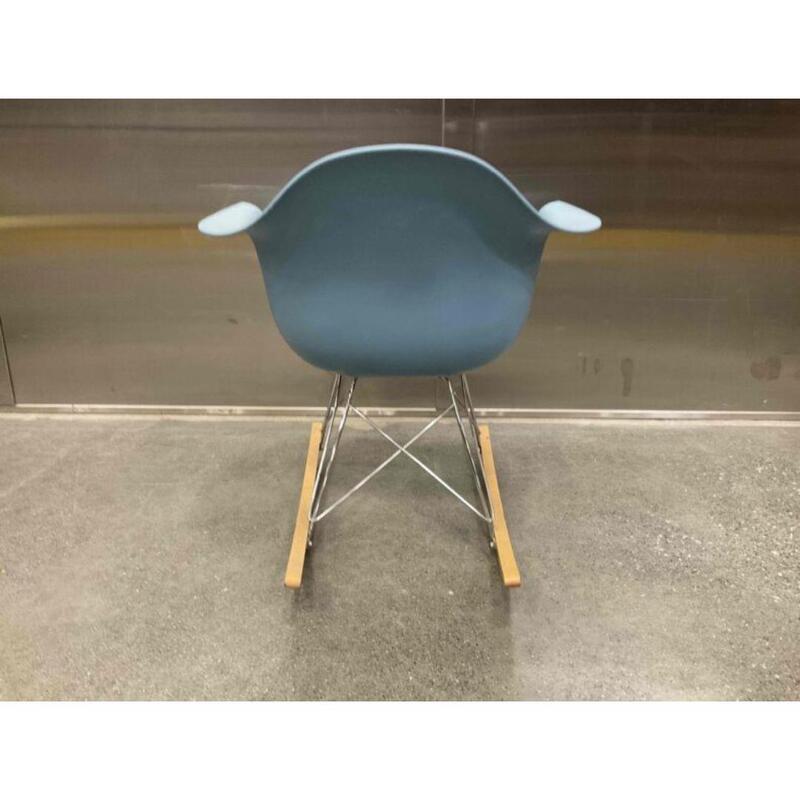 Eames Molded Plastic Rocking Chair - Thumbnail 5