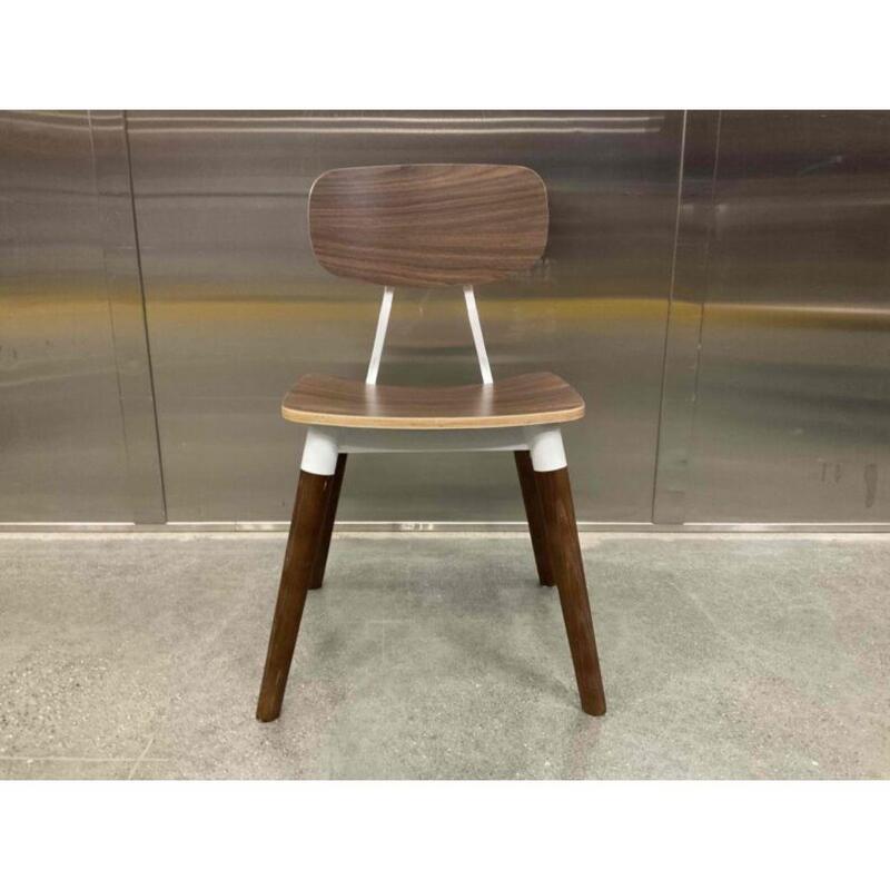 Public Chair - Thumbnail 2