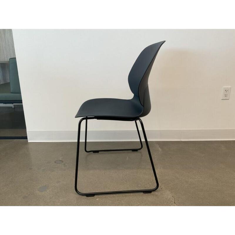 Maari Side Chair With Sled Base - Thumbnail 3