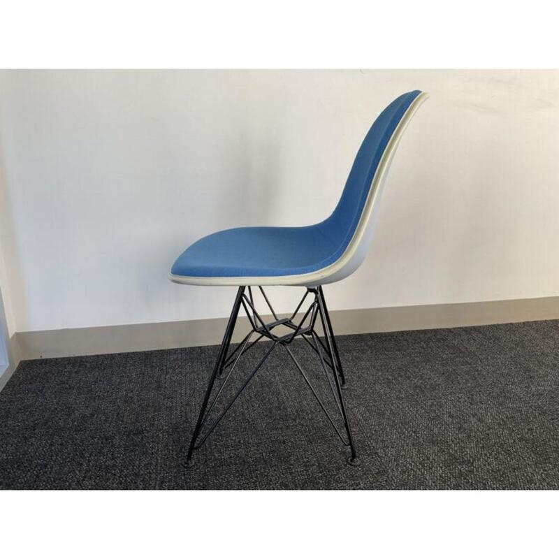 Eames Upholstered Side Chair - Thumbnail 3