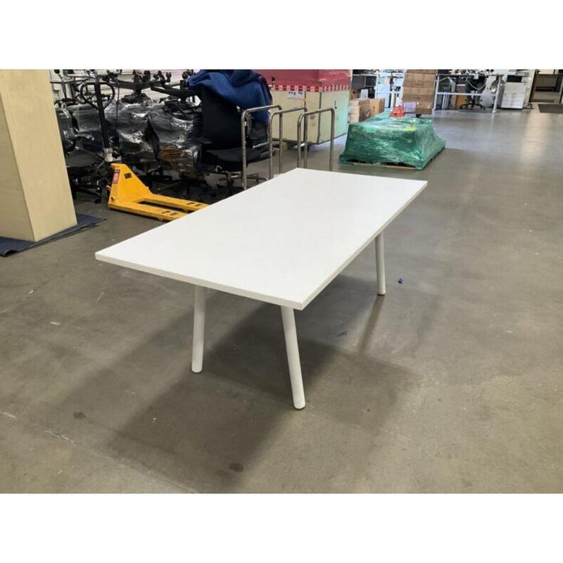Series A Conference Table - Thumbnail 3