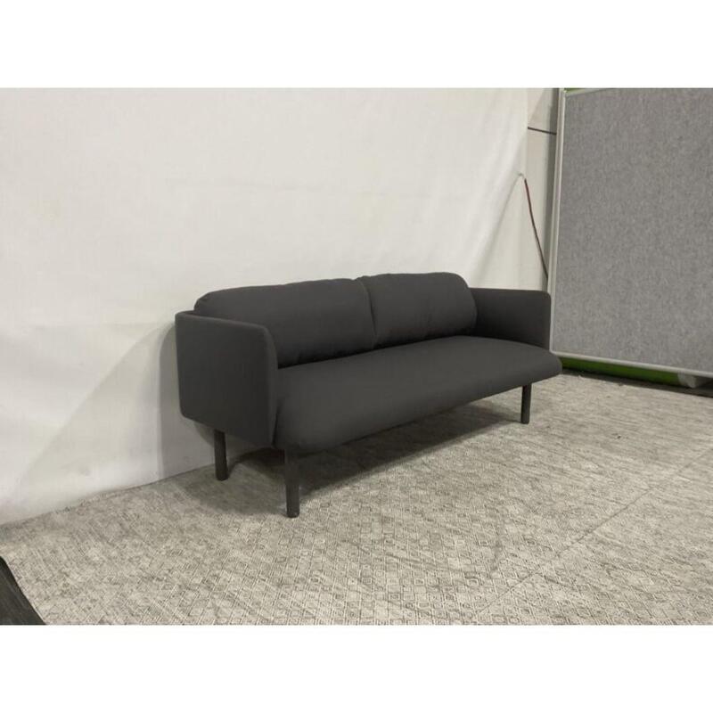 QT Low Lounge Sofa - Thumbnail 3