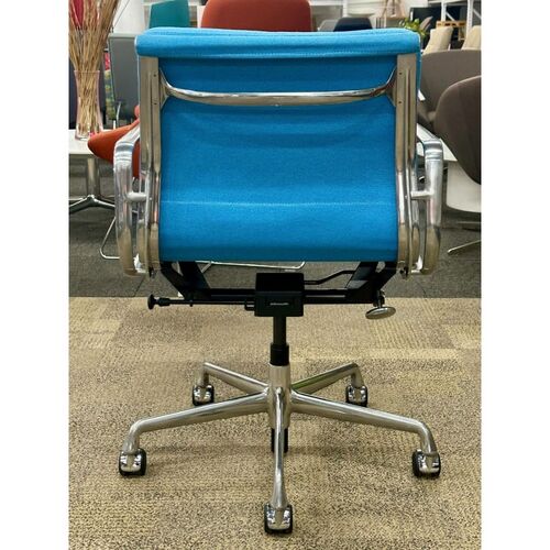 Eames Soft Pad, Management Height Chair (Satsuma/Chrome) - Thumbnail 4