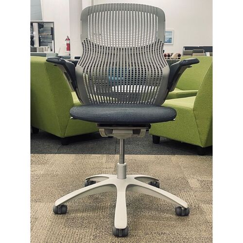 Generation Task Chair (Pebble/Light) - Thumbnail 3