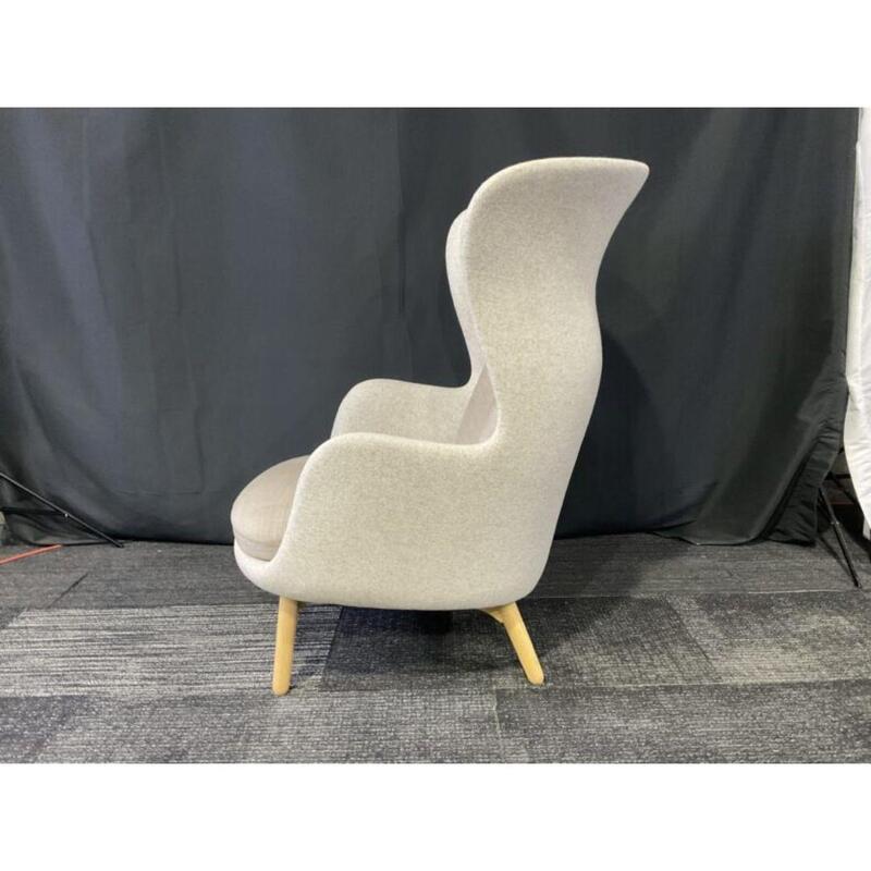 Ro Lounge Chair - Thumbnail 3