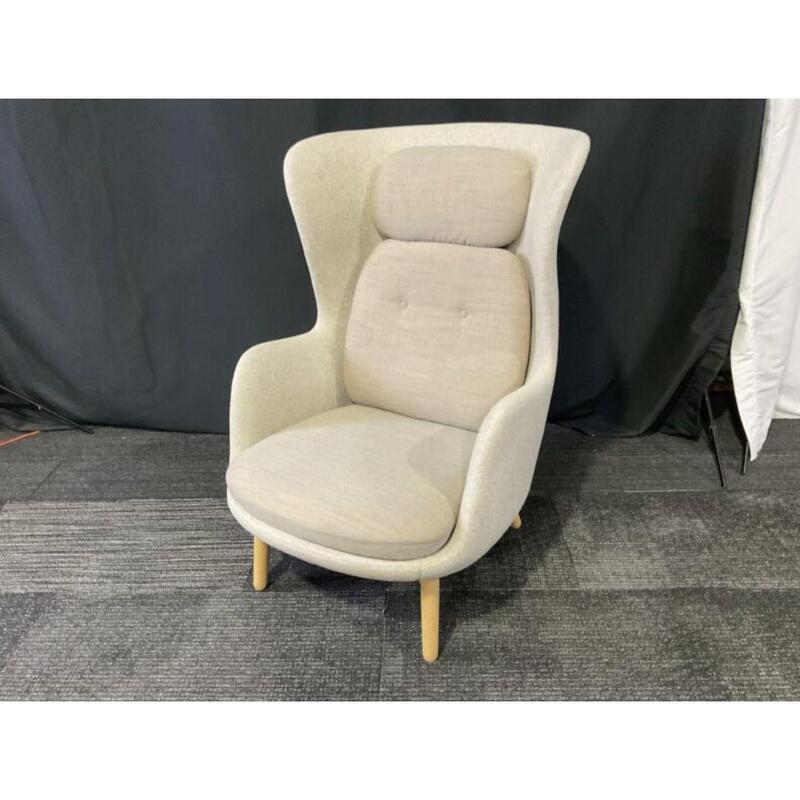 Ro Lounge Chair - Thumbnail 4