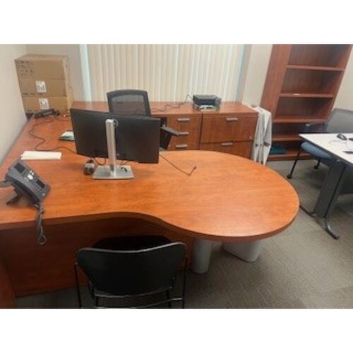 Misc Private Office - Thumbnail 2