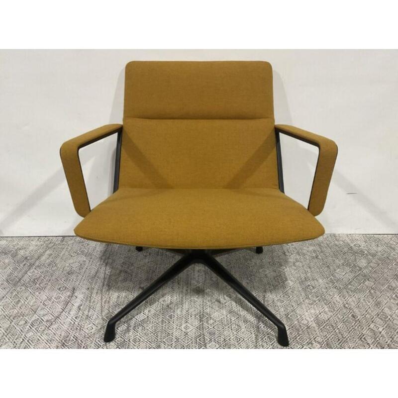 Capri Lounge Chair - Thumbnail 2