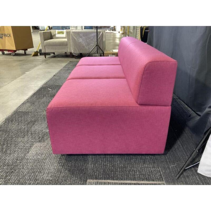 Await 3-Seater Lounge - Thumbnail 5