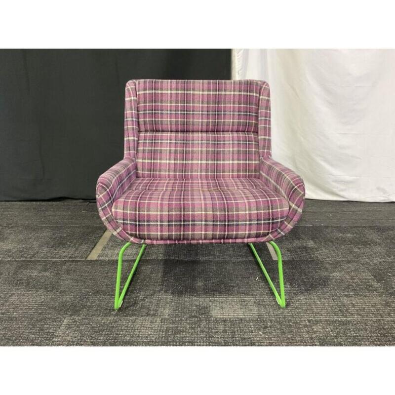 Hush Low Chair - Thumbnail 2