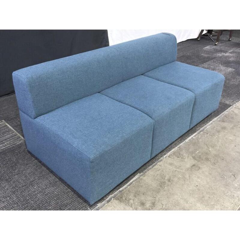 Await 3-Seater Lounge - Thumbnail 3