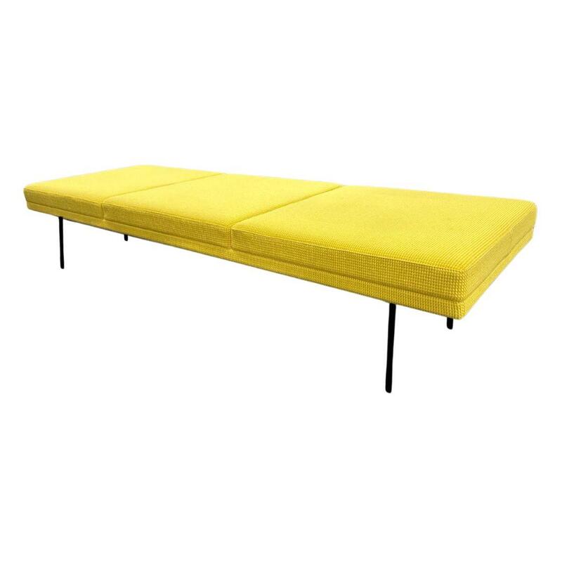 Tuxedo Component Lounge Musuem Bench - Image 1