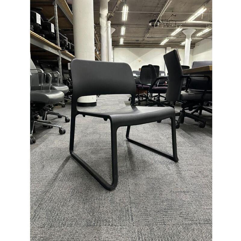 Studio Spark Lounge Chair - Thumbnail 3