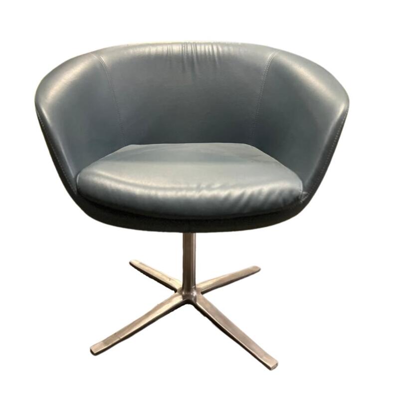 Bob Swivel Guest Chair - Thumbnail 2
