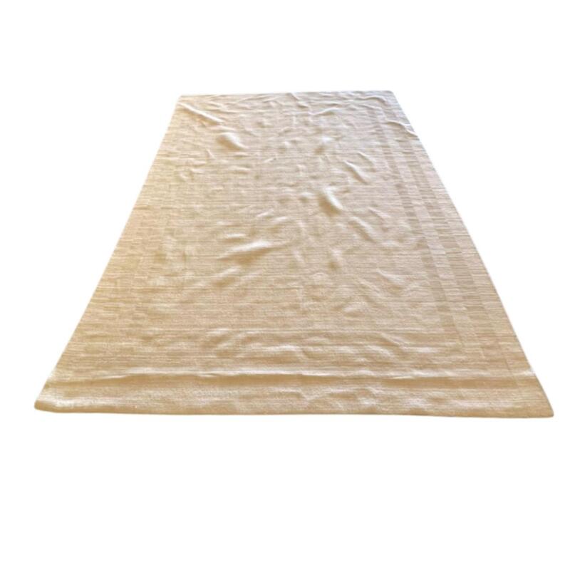 8' x 10' Area Rug  - Image 1