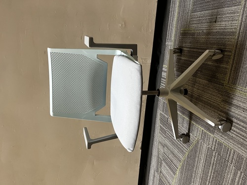 'Very' Conference Chair - Thumbnail 5