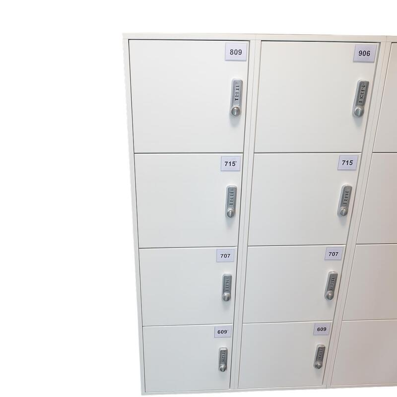 39 Banks of 4 lockers  - Image 1