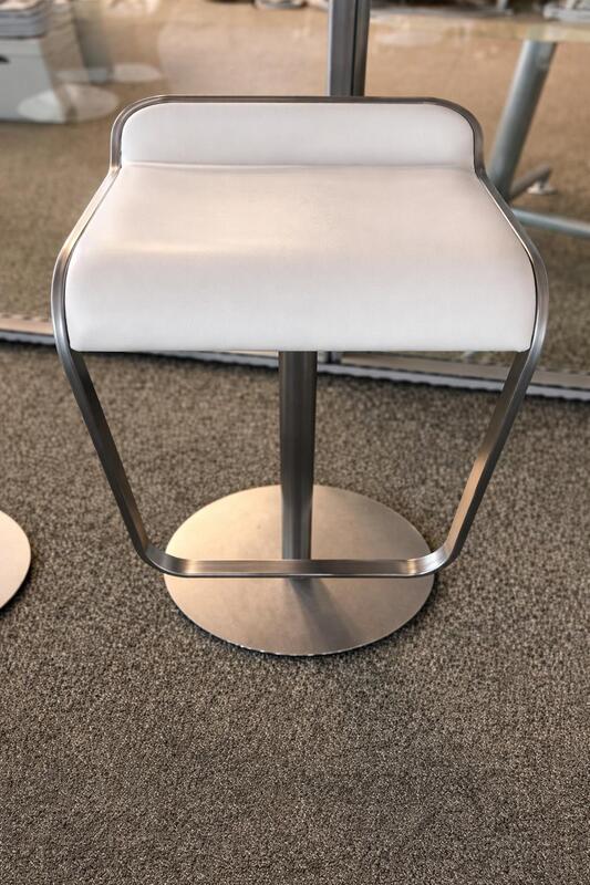 Lapalma LEM Bar stools with seat upholstered in white leather - Thumbnail 3