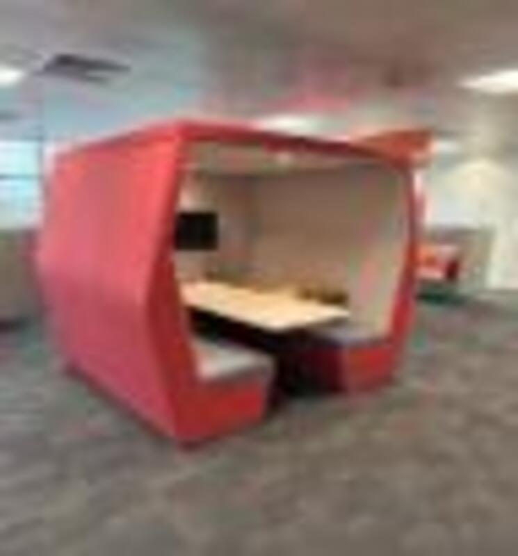 Senator Double Booth - Thumbnail 3