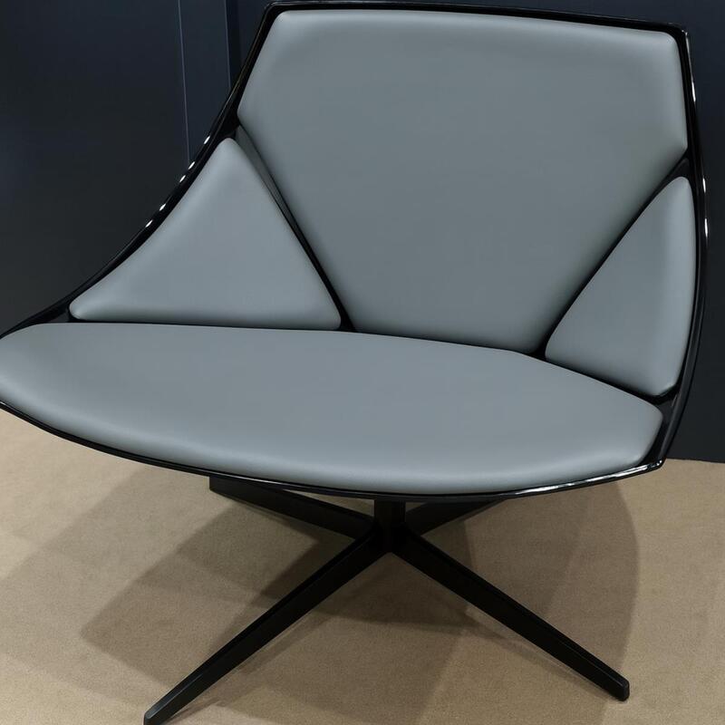 Fritz Hansen Swivel Chair - Thumbnail 3